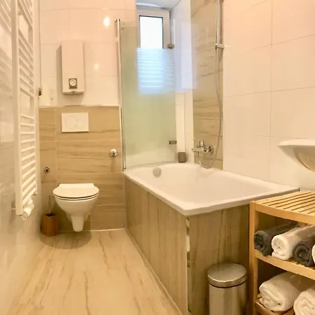 Apartman Am Zollverein - Free Parking - Wifi - Kitchen *