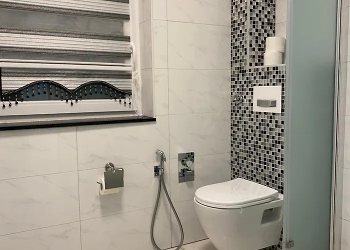 New - Free Parking - Wifi - Kitchen Appartement Essen